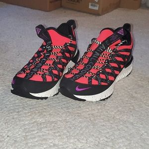 Nike React Terra Globe All-Conditions Gear (ACG)